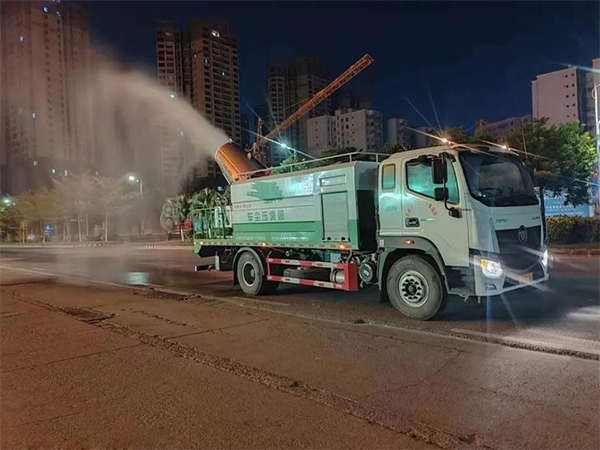 天地美霧炮車(chē)，高州市城市大面積快速?lài)婌F消殺